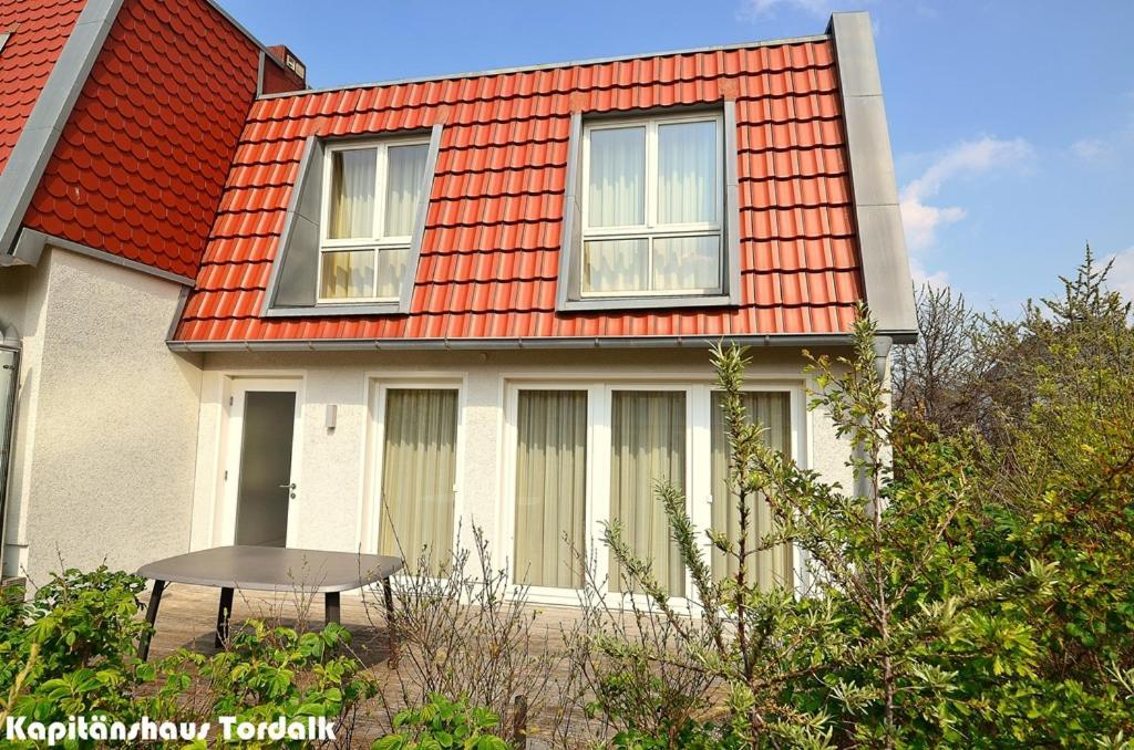 Kapitaenshaus Tordalk Mit 3 Schlafzimmern Holiday home Norderney